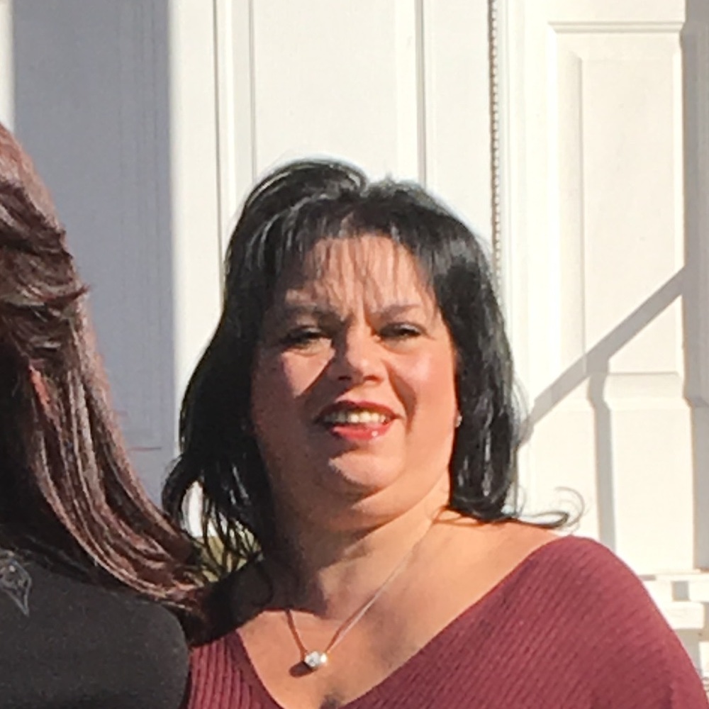Meet your Posher, Laurie